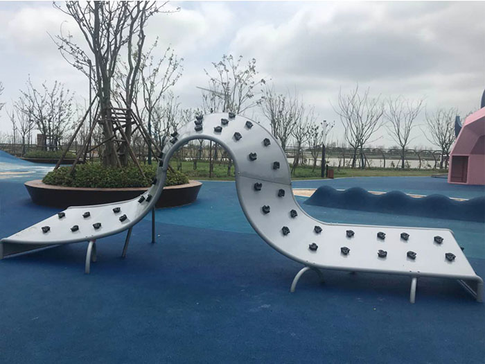 戶外非標設(shè)備